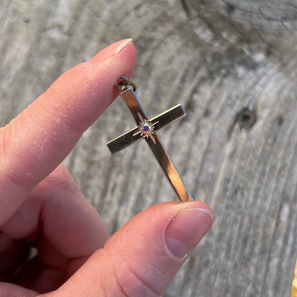 Gold Tone Cross Pendant - Picture 9 of 11